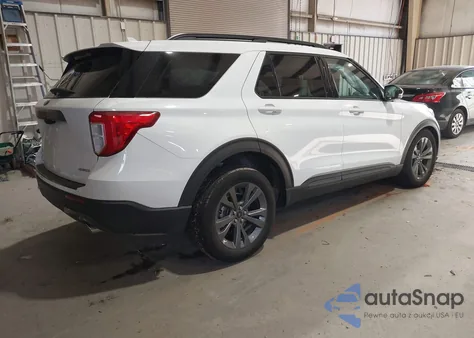 2022 Ford Explorer Xlt z USA, uszkodzony, nr VIN 1FMSK8DH3NGB70252